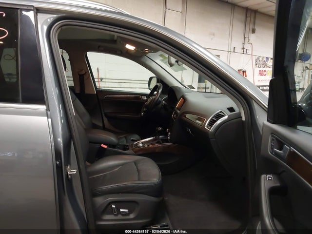 2015 Audi Q5 2.0t Premium მანქანა იყიდება აუქციონზე, vin: WA1LFAFP0FA113370, აუქციონის ნომერი: 44264157