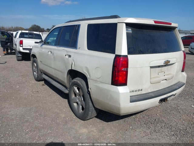 2015 CHEVROLET TAHOE 1GNSCBKC0FR158286 Photo 2