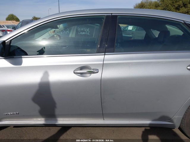 4T1BD1EB9GU055753 Toyota Avalon Hybrid Xle Premium