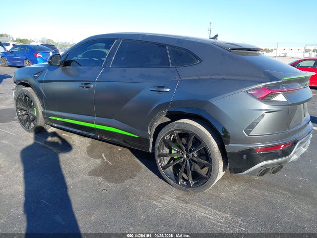 2020 LAMBORGHINI URUS ZPBUA1ZL6LLA08603 Photo 2