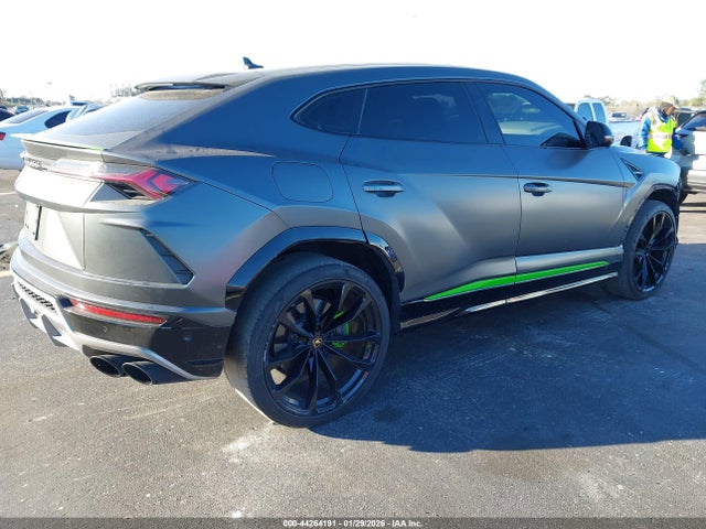 2020 LAMBORGHINI URUS ZPBUA1ZL6LLA08603 Photo 3