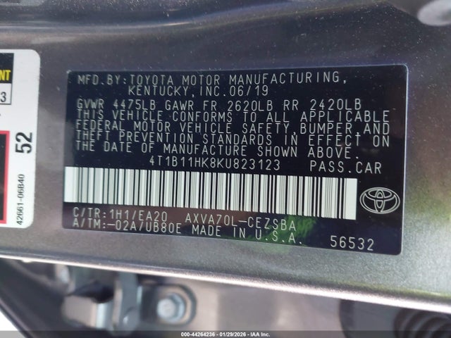 4T1B11HK8KU823123 Toyota CAMRY SE