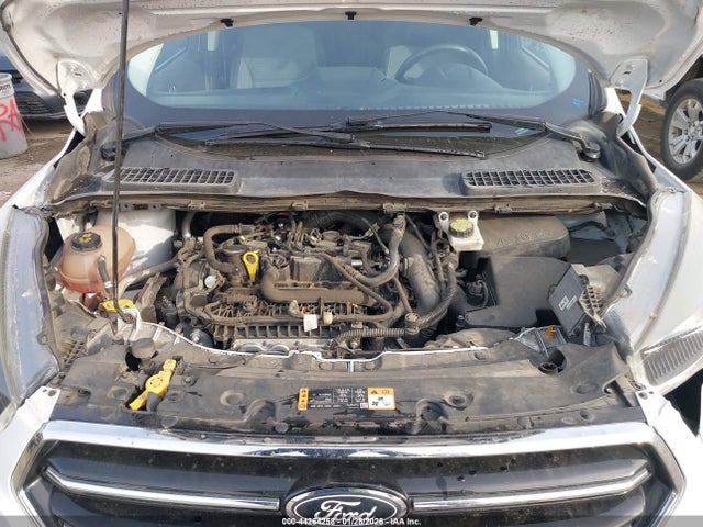 1FMCU0GD0KUA80160 Ford ESCAPE SE