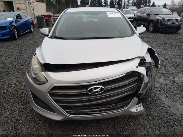 Продаж на аукціоні авто 2016 Hyundai Elantra Gt, vin: KMHD35LH7GU271384, номер лоту: 44264260