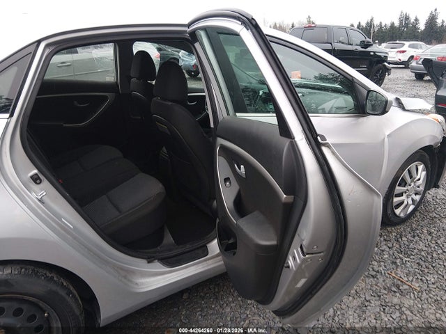 Продаж на аукціоні авто 2016 Hyundai Elantra Gt, vin: KMHD35LH7GU271384, номер лоту: 44264260