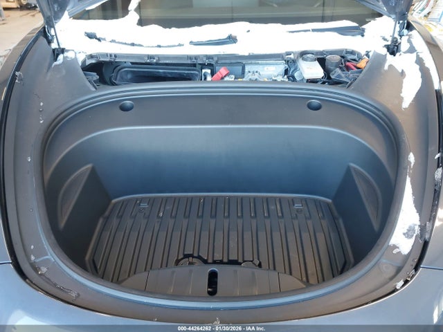 2020 Tesla Model 3 Long Range Dual Motor All-wheel Drive მანქანა იყიდება აუქციონზე, vin: 5YJ3E1EB9LF800543, აუქციონის ნომერი: 44264262