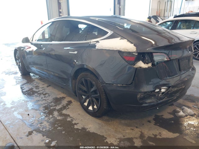 2020 Tesla Model 3 Long Range Dual Motor All-wheel Drive მანქანა იყიდება აუქციონზე, vin: 5YJ3E1EB9LF800543, აუქციონის ნომერი: 44264262