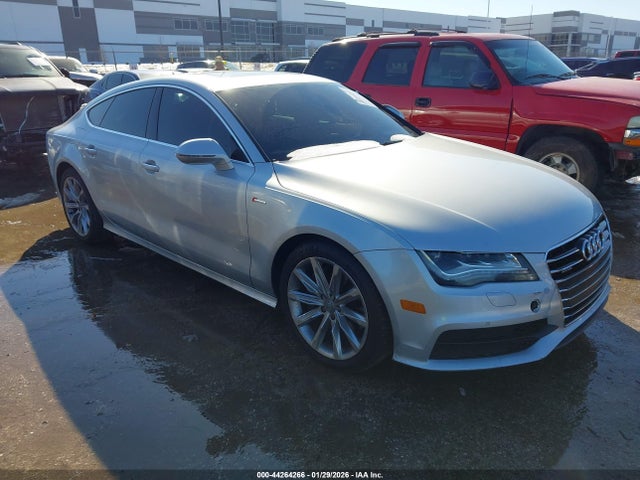 2013 AUDI A7 WAU2GAFC1DN122187 Photo 0