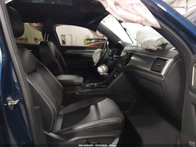 2020 VOLKSWAGEN ATLAS CROSS SPORT 1V2ME2CAXLC213672 Photo 4