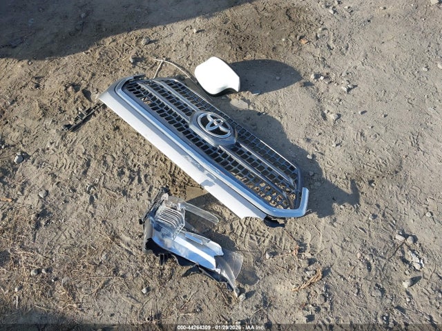 5TFCZ5AN4GX007352 Toyota Tacoma Trd Sport