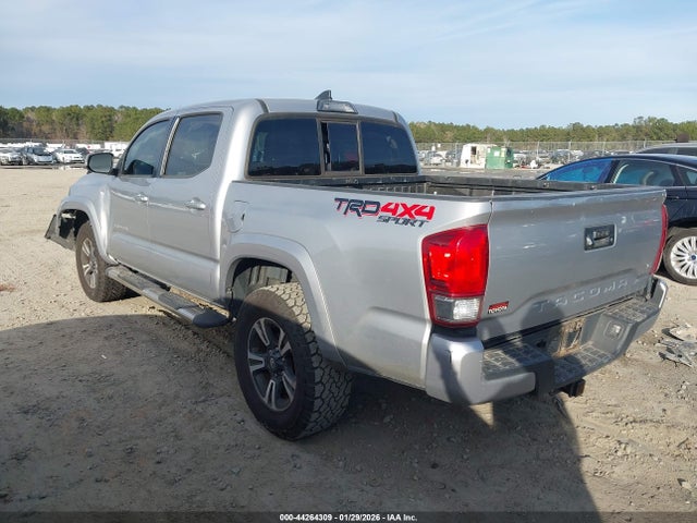 5TFCZ5AN4GX007352 Toyota Tacoma Trd Sport