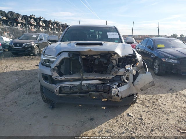 5TFCZ5AN4GX007352 Toyota Tacoma Trd Sport