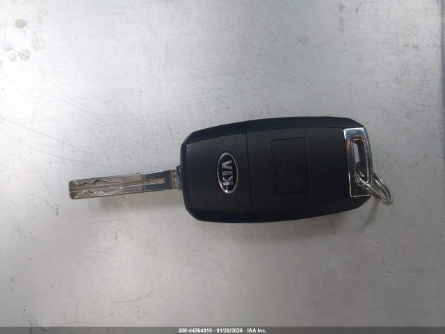 KNDJN2A25K7665584 KIA Soul