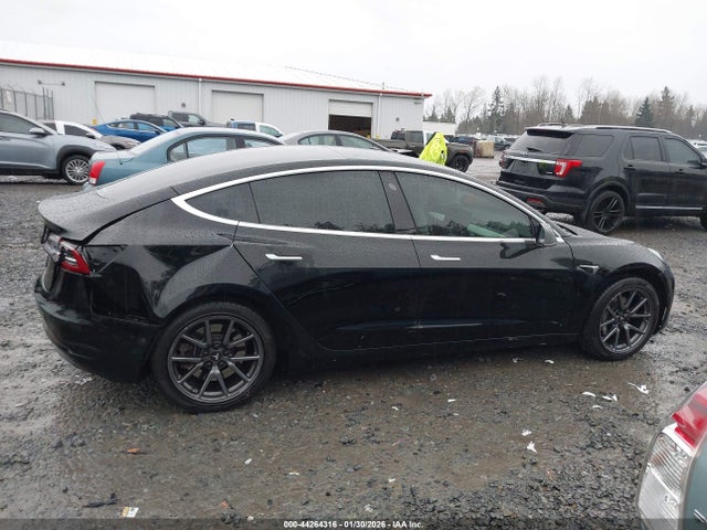Продаж на аукціоні авто 2020 Tesla Model 3, vin: 5YJ3E1EA8LF614855, номер лоту: 44264316