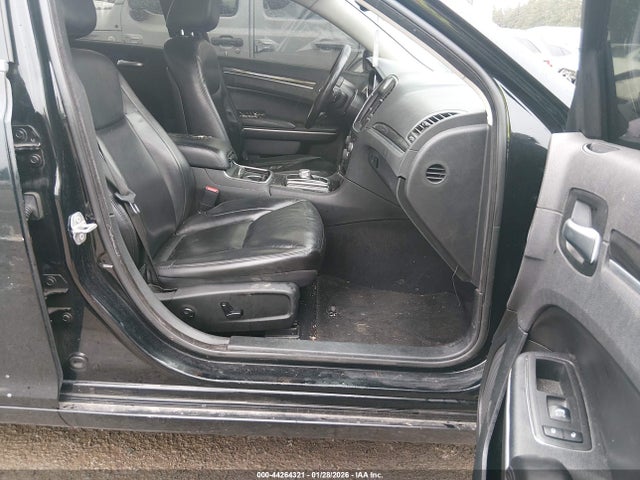 Chrysler 300 Touring L 2019 2C3CCAAG7KH547954 Image 5