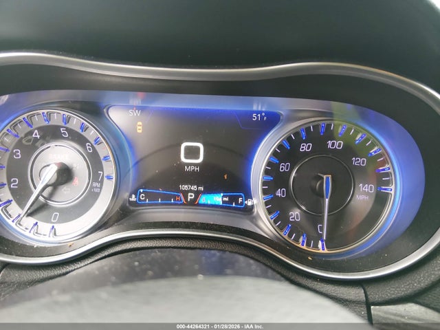 Chrysler 300 Touring L 2019 2C3CCAAG7KH547954 Image 7