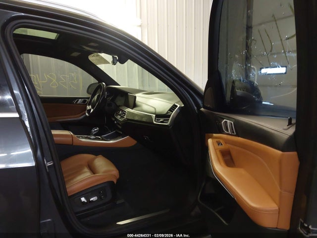 44264331 :رقم المزاد ، 5UXCR6C59KLK88694 vin ، 2019 Bmw X5 Xdrive40i مزاد بيع