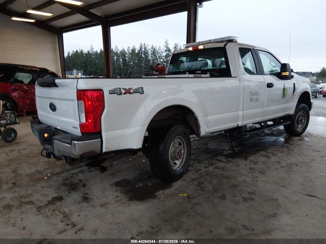 1FT7X2B6XKEG17452 Ford F-250 Xl