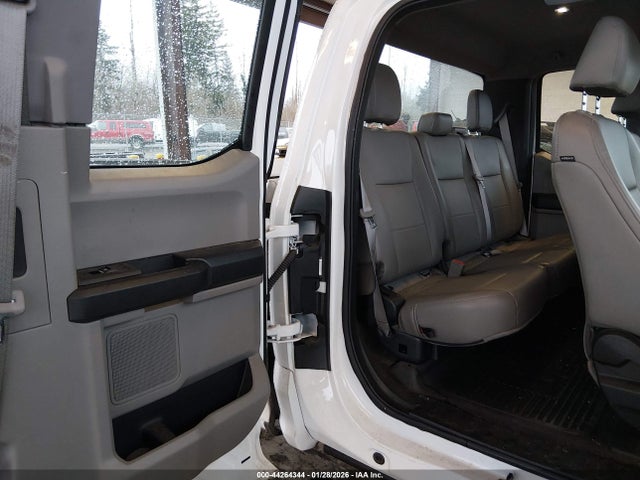 1FT7X2B6XKEG17452 Ford F-250 Xl