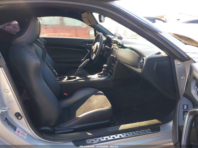 44264345 :رقم المزاد ، JF1ZCAC19E8602774 vin ، 2014 Subaru Brz Limited مزاد بيع