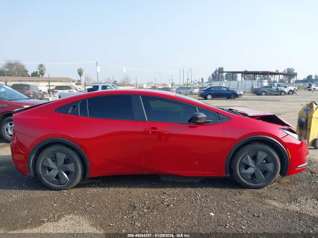 Toyota Prius Le 2026 JTDACAAUXT3068781 Image 13