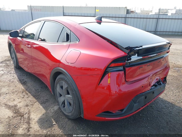 Toyota Prius Le 2026 JTDACAAUXT3068781 Image 3