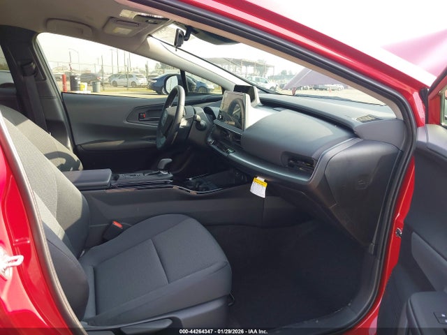 Toyota Prius Le 2026 JTDACAAUXT3068781 Image 5