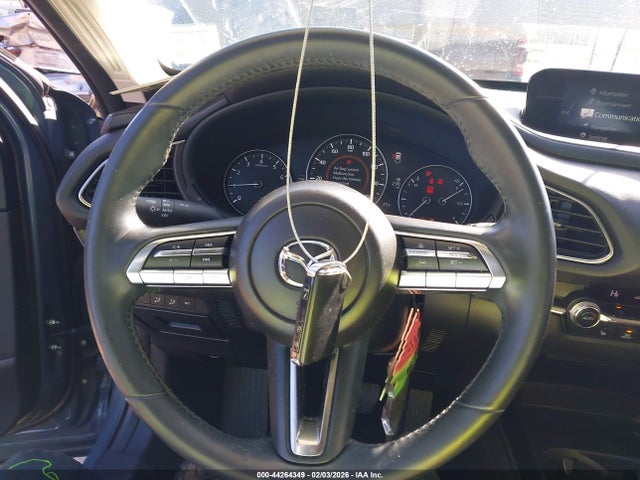 44264349 :رقم المزاد ، 3MVDMBCL6NM419089 vin ، 2022 Mazda Cx-30 Carbon Edition مزاد بيع