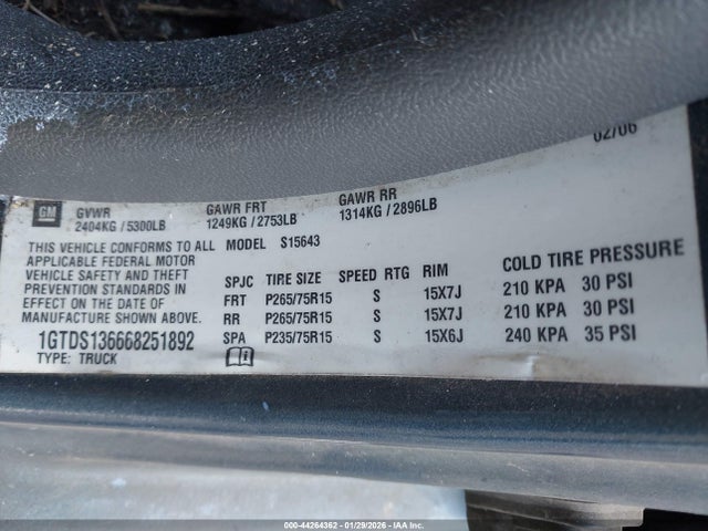 44264362 :رقم المزاد ، 1GTDS136668251892 vin ، 2006 Gmc Canyon Sle2 مزاد بيع
