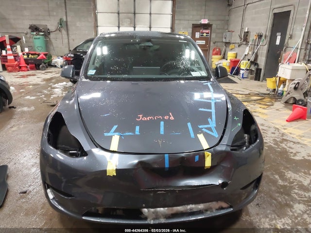 7SAYGAEE0PF913395 Tesla Model Y Awd/long Range Dual Motor All-wheel Drive
