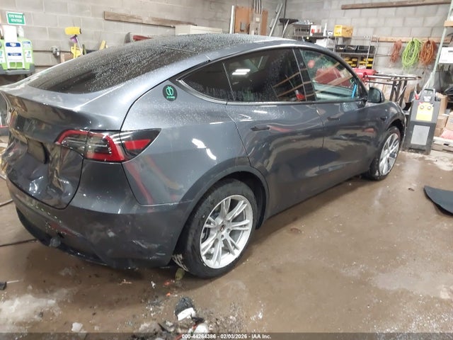 2023 TESLA MODEL Y 7SAYGAEE0PF913395 Photo 3