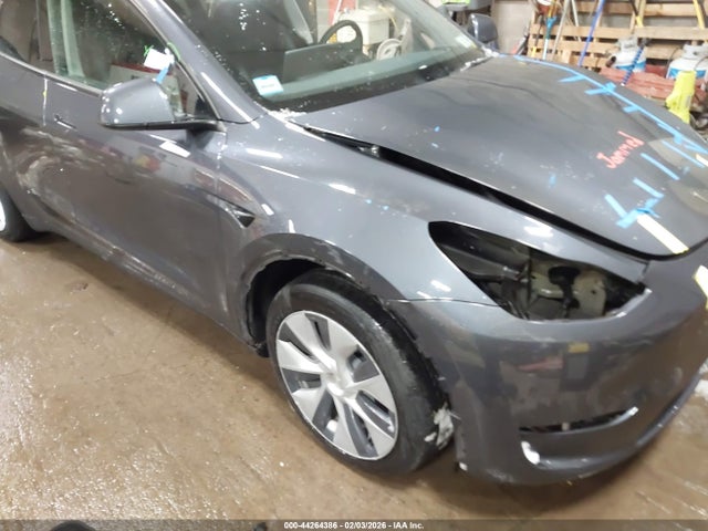 2023 TESLA MODEL Y 7SAYGAEE0PF913395 Photo 5