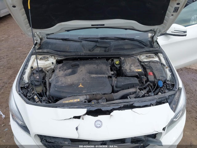 44264388 :رقم المزاد ، WDDSJ4GB9FN186482 vin ، 2015 Mercedes-benz Cla 250 4matic مزاد بيع