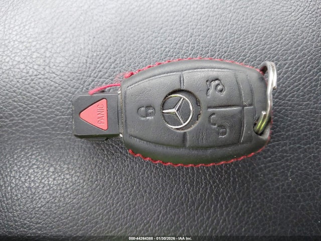 44264388 :رقم المزاد ، WDDSJ4GB9FN186482 vin ، 2015 Mercedes-benz Cla 250 4matic مزاد بيع