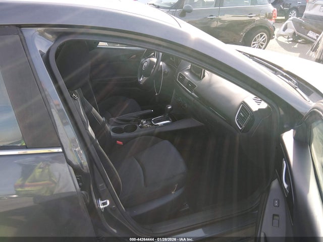 3MZBM1V73GM313413 Mazda Mazda3 I Touring
