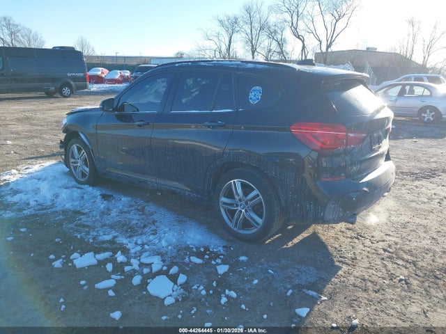 2019 BMW X1 WBXHT3C53K5L35331 Photo 2