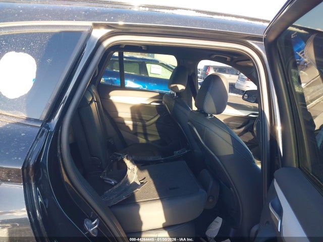 2019 BMW X1 WBXHT3C53K5L35331 Photo 7