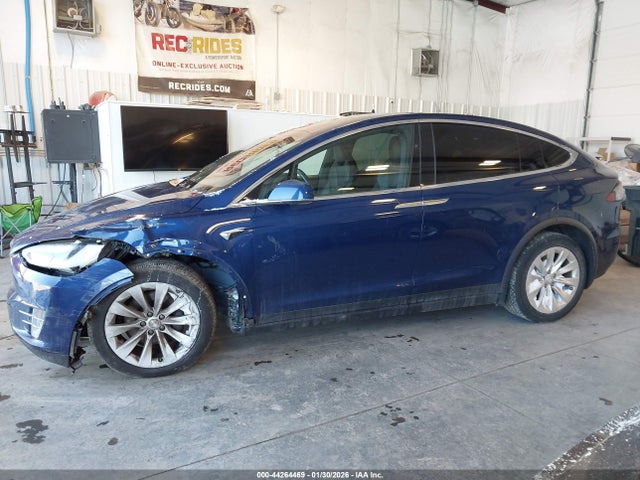 Продаж на аукціоні авто 2020 Tesla Model X Long Range Dual Motor All-wheel Drive/long Range Plus Dual Motor All-wheel Drive, vin: 5YJXCBE28LF231083, номер лоту: 44264469