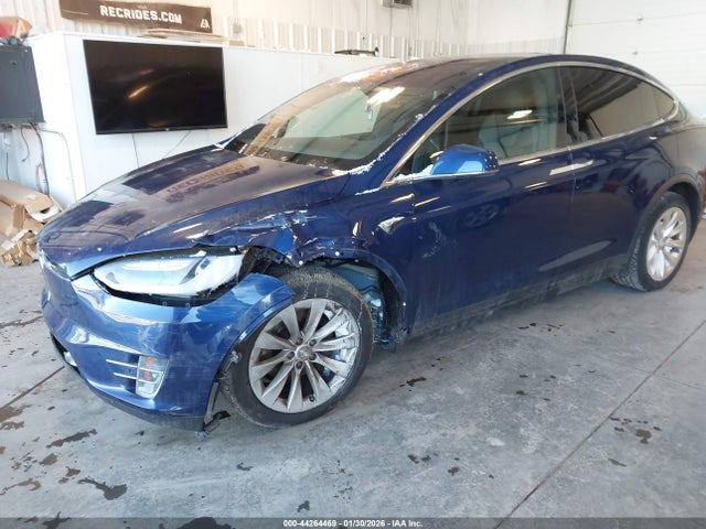 2020 TESLA MODEL X 5YJXCBE28LF231083 Photo 1