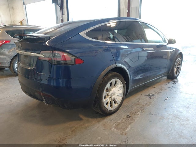 2020 TESLA MODEL X 5YJXCBE28LF231083 Photo 3