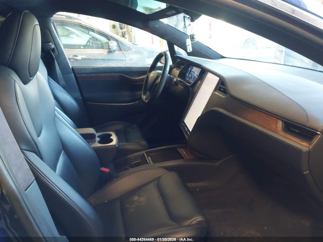 2020 TESLA MODEL X 5YJXCBE28LF231083 Photo 4