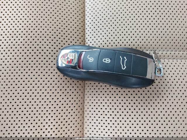 2018 PORSCHE MACAN WP1AB2A55JLB37731 Photo 10