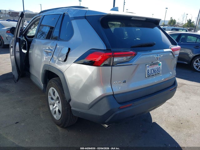 Toyota RAV4 LE 2020 2T3H1RFV3LC052909 Image 3