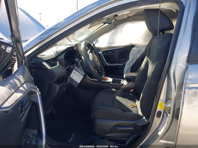 Toyota RAV4 LE 2020 2T3H1RFV3LC052909 Image 5