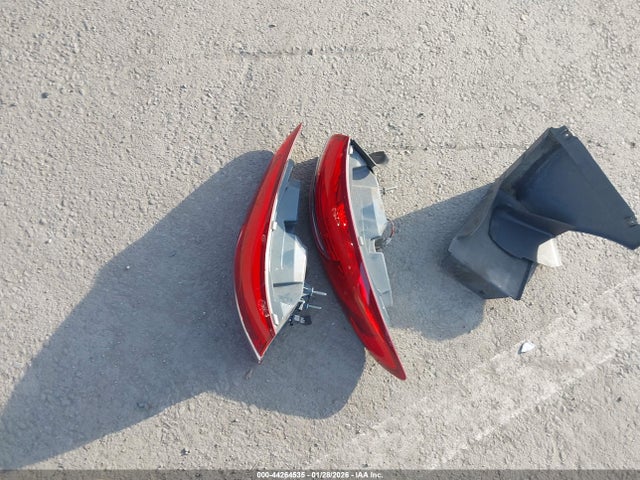 Ford Fusion Energi Titanium 2019 3FA6P0SU7KR216488 Image 12