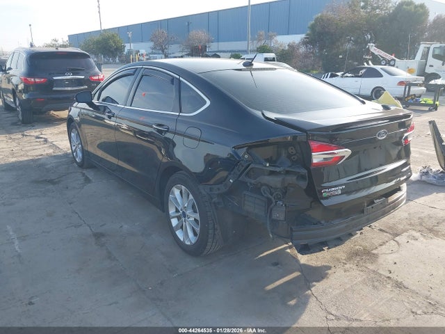 2019 FORD FUSION ENERGI 3FA6P0SU7KR216488 Photo 2