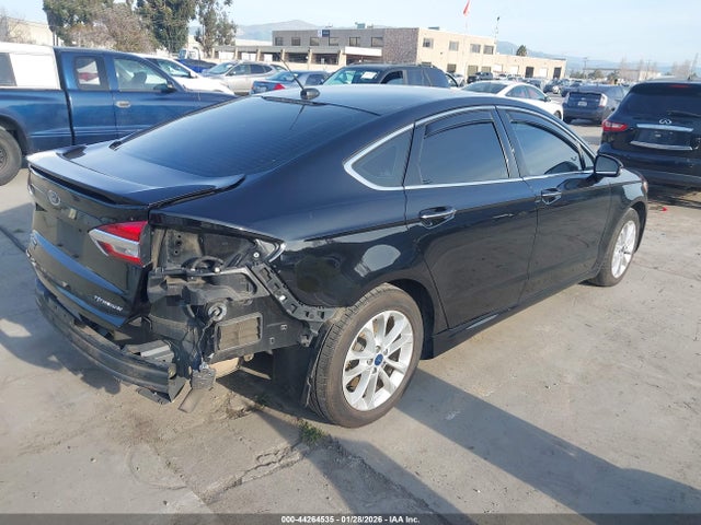 2019 FORD FUSION ENERGI 3FA6P0SU7KR216488 Photo 3