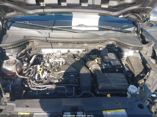 44264569 :رقم المزاد ، 3VVLX7B28NM012158 vin ، 2022 Volkswagen Taos 1.5t Se مزاد بيع