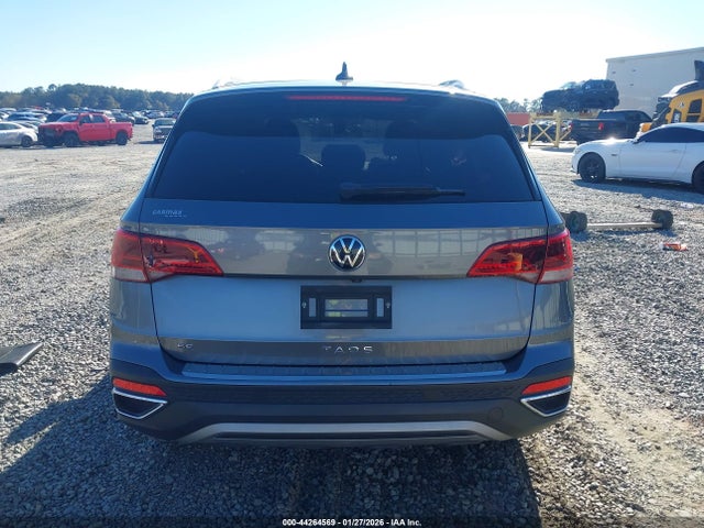 44264569 :رقم المزاد ، 3VVLX7B28NM012158 vin ، 2022 Volkswagen Taos 1.5t Se مزاد بيع