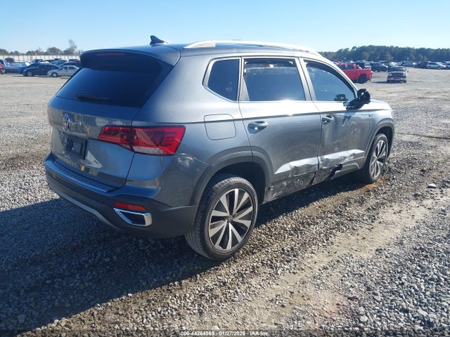 44264569 :رقم المزاد ، 3VVLX7B28NM012158 vin ، 2022 Volkswagen Taos 1.5t Se مزاد بيع